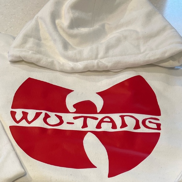 Brand New WU-Tang logo hoodie!!!! - Picture 2 of 5